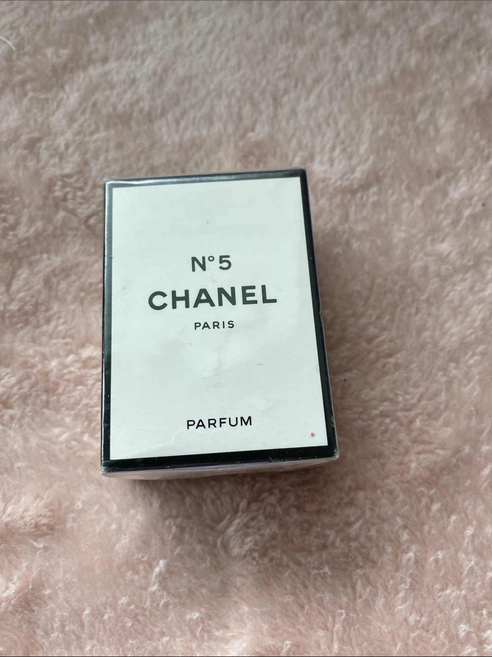 Chanel Perfume Mini No 5 Vintage
New sealed